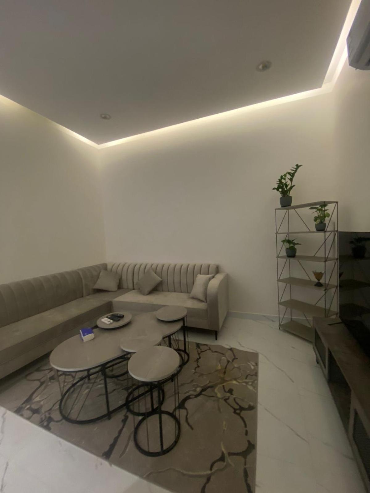 نجد Apartment *